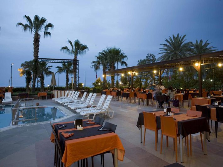 Kemer utazás Fame Beach Hotel