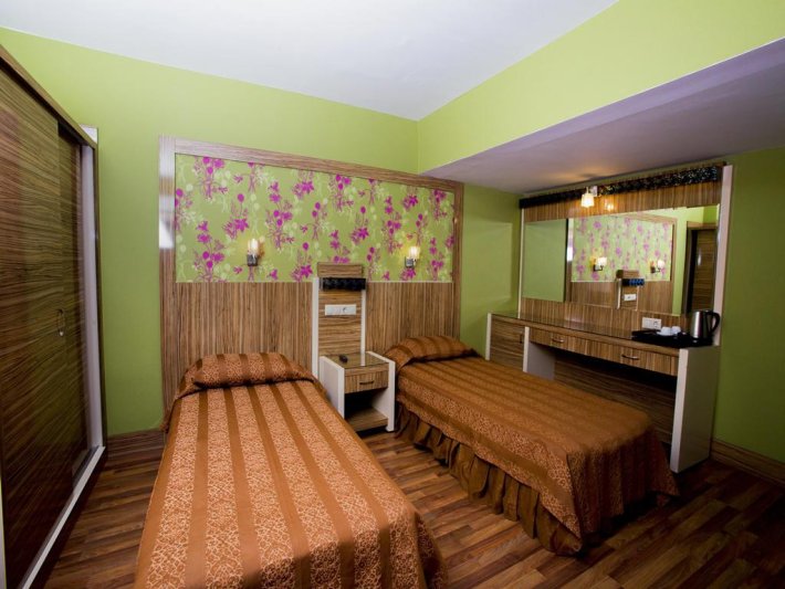 Kemer utazás Fame Beach Hotel