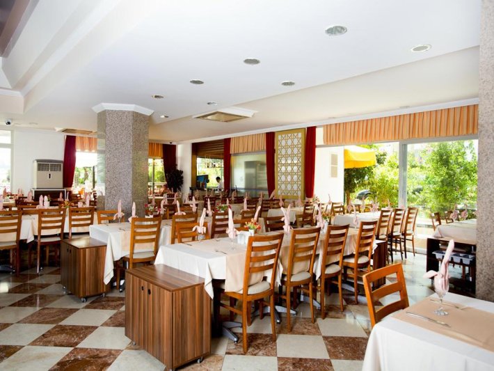 Kemer utazás Fame Beach Hotel