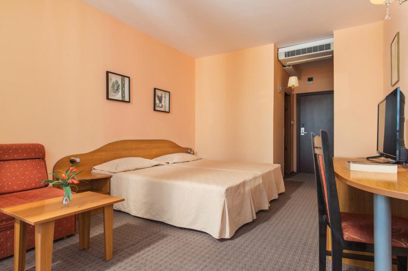 Napospart utazás Flamingo Beach