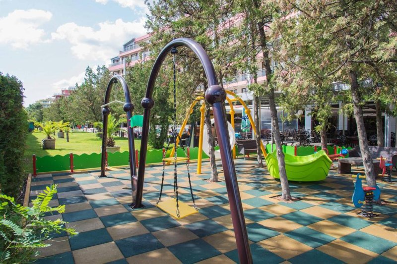 Napospart utazás Flamingo Hotel