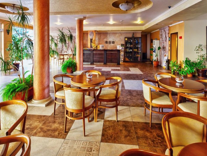 Napospart utazás Forum Hotel