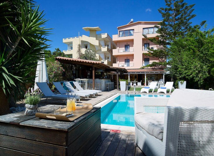 Kréta Amoudara utazás Georgias Garden