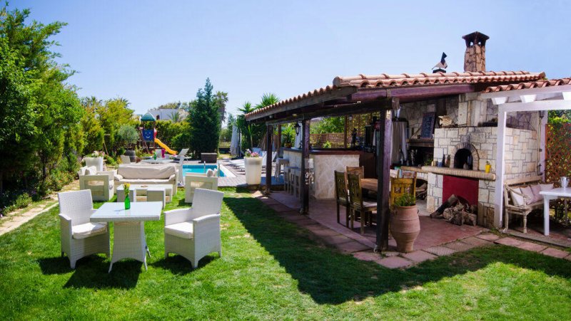 Kréta Amoudara utazás Georgias Garden