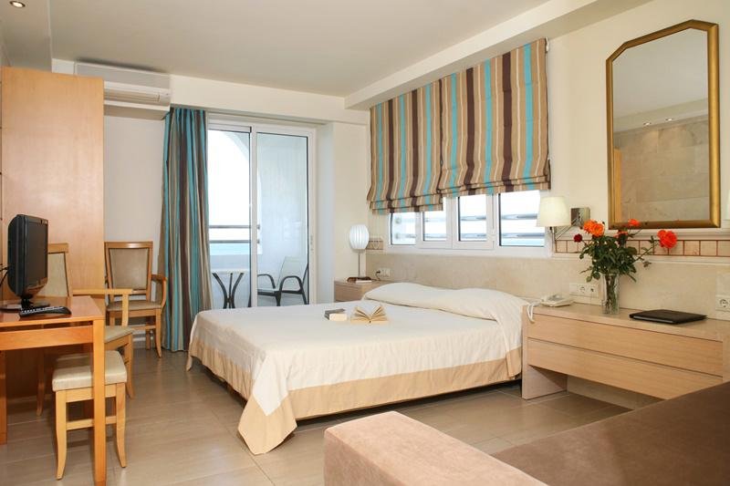 Kréta Hersonissos utazás Glaros Beach Hotel