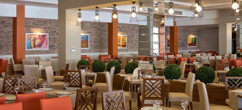 Antalya utazás Grand Park Lara