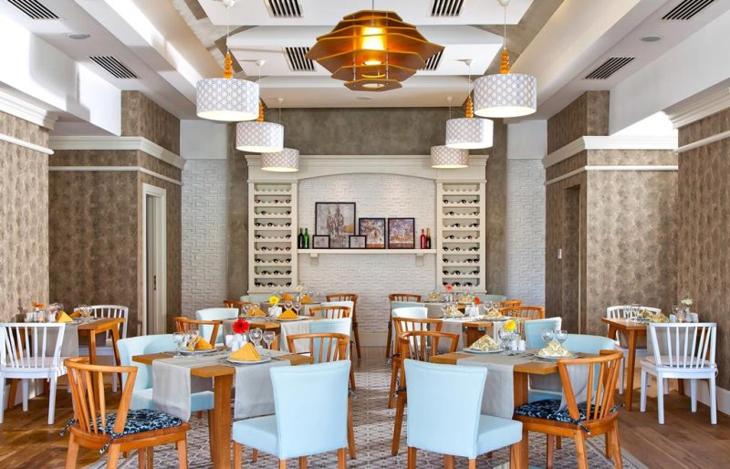 Antalya utazás Grand Park Lara