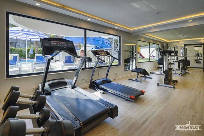 Alanya utazás Grand Uysal Beach Hotel