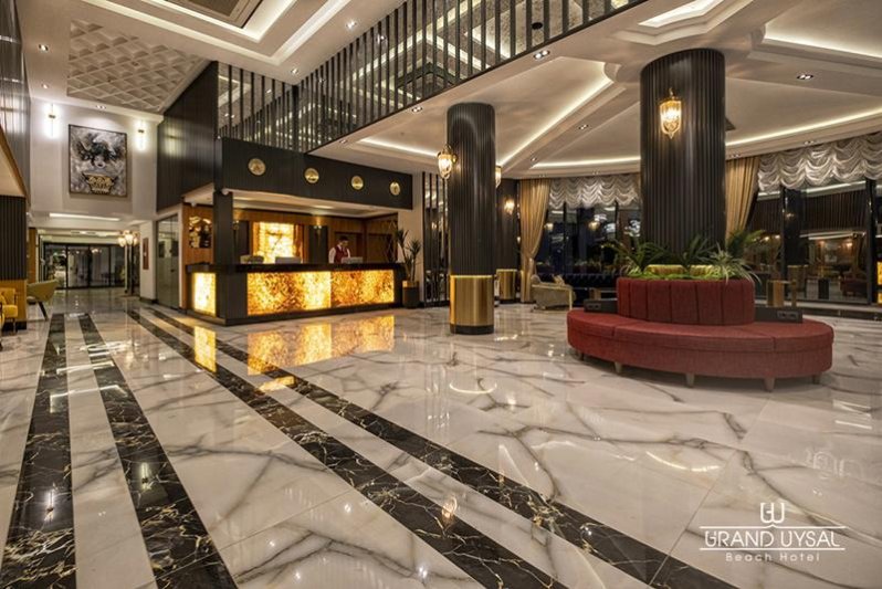 Alanya utazás Grand Uysal Beach Hotel