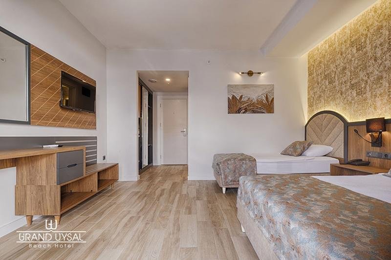 Alanya utazás Grand Uysal Beach Hotel