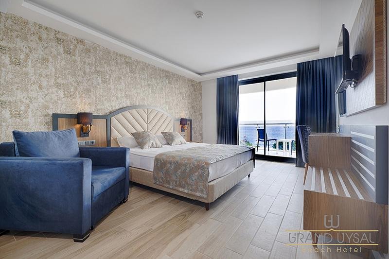 Alanya utazás Grand Uysal Beach Hotel