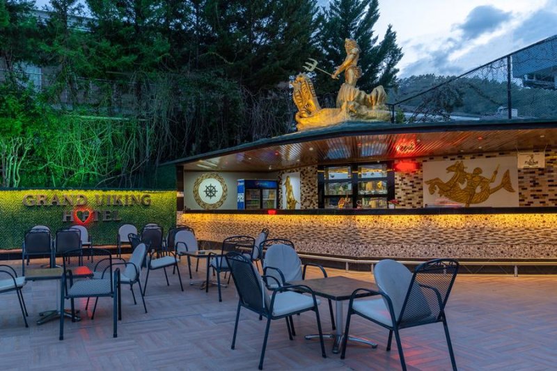 Kemer utazás Grand Viking Hotel
