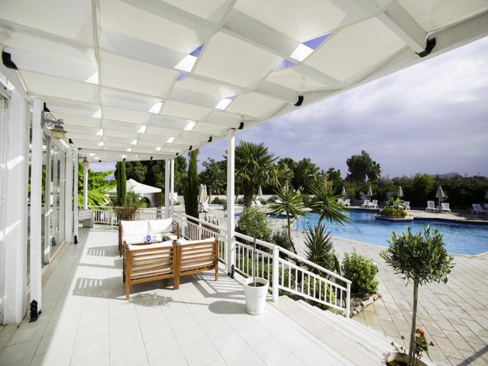 Rodosz Theologos utazás Happy Days