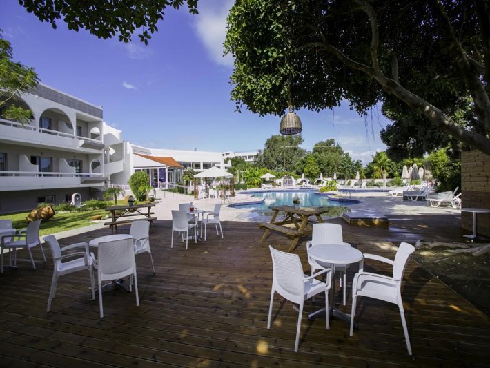 Rodosz Theologos utazás Happy Days