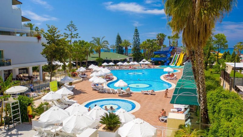 Alanya utazás Holiday Park Resort