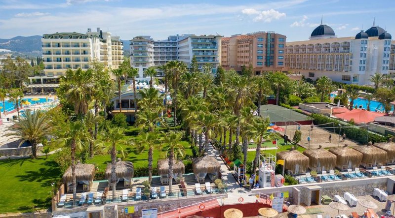 Alanya utazás Holiday Park Resort