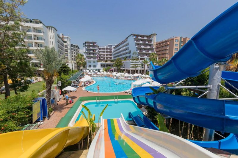 Alanya utazás Holiday Park Resort