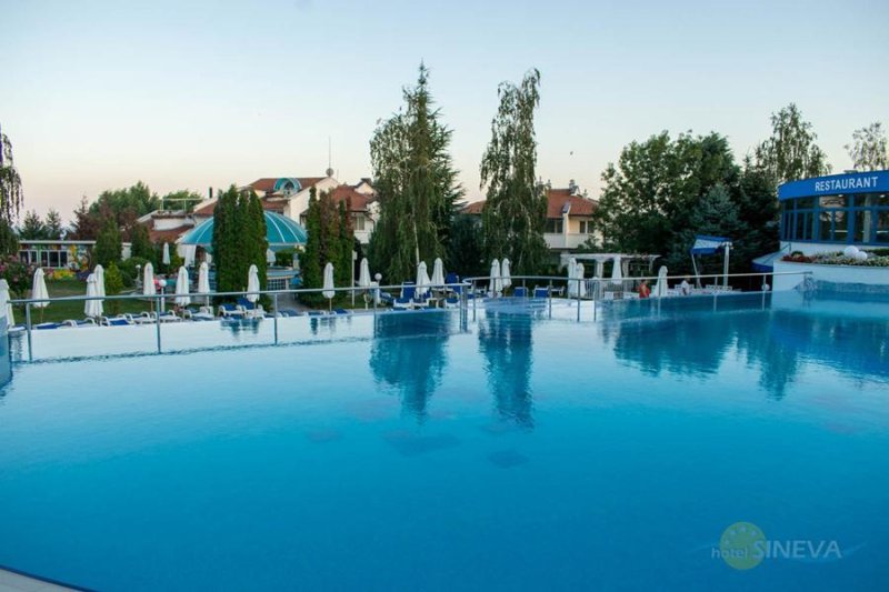 Napospart utazás Hotel Sineva Park