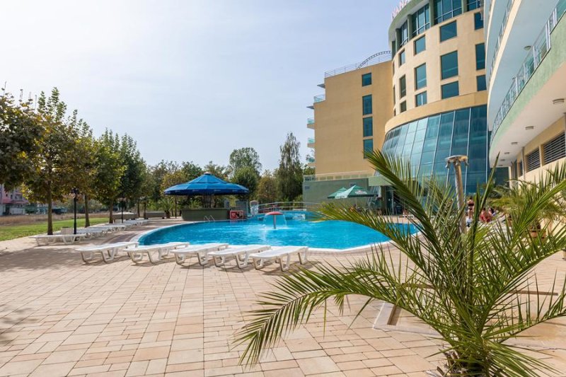 Napospart utazás Ivana Palace 