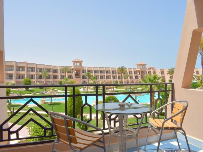 Hurghada utazás Jasmine Palace Resort