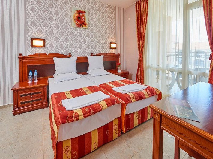 Napospart utazás Karolina Hotel & Apartments