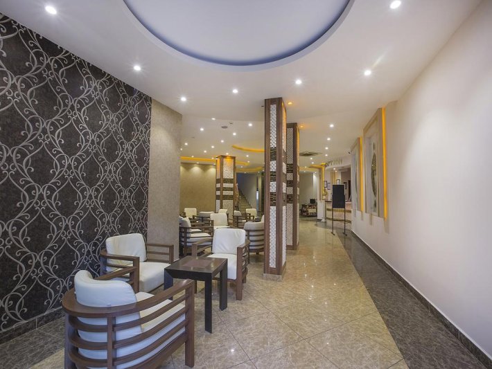 Alanya utazás Kleopatra Ada Beach