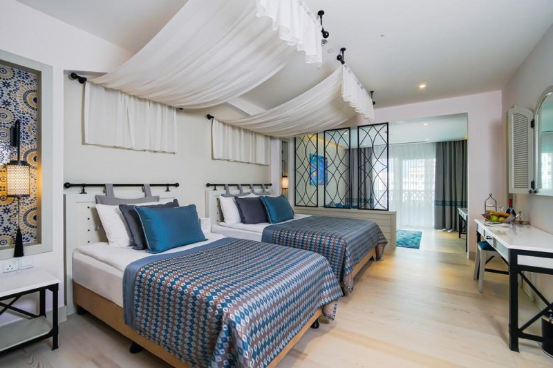 Észak-Ciprus utazás Limak Cyprus Deluxe Hotel