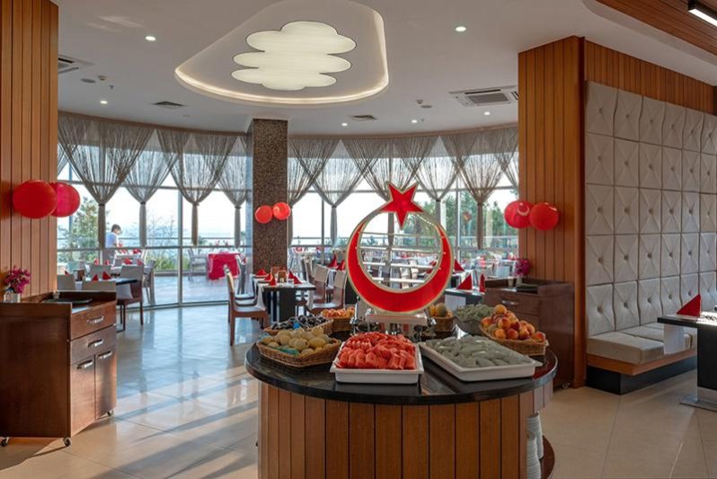 Alanya utazás Michell Hotel Spa Beach Club