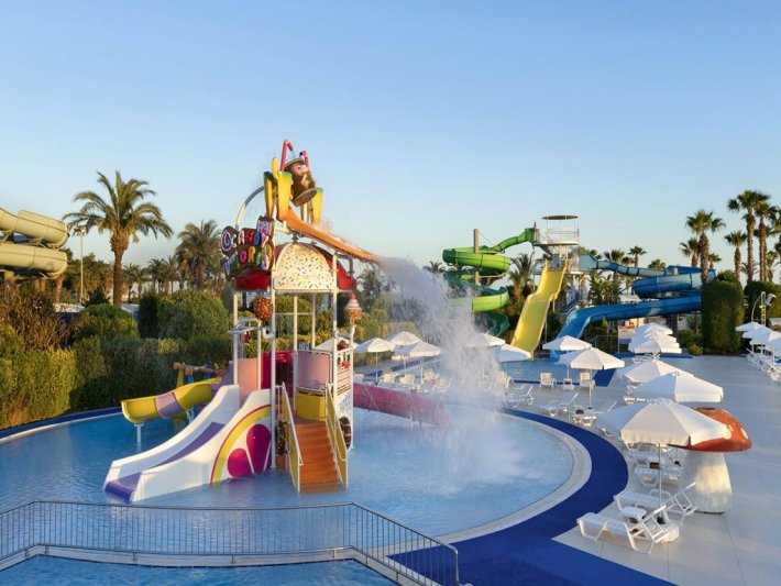 Antalya utazás üdülés Antalya Miracle Resort Hotel