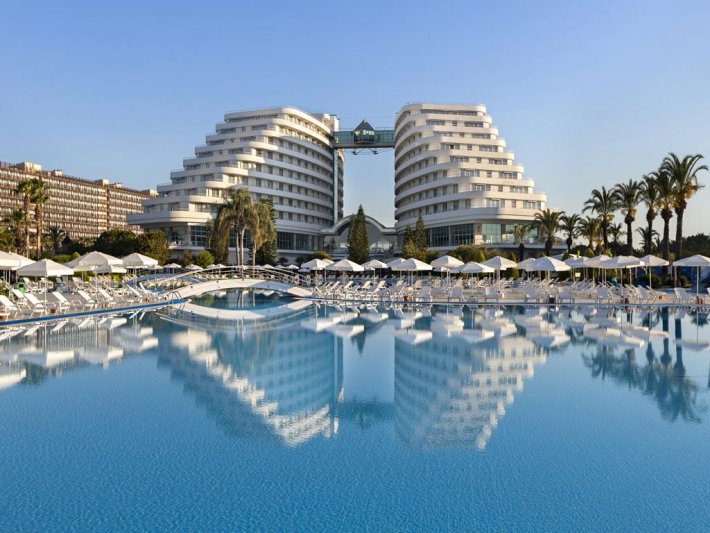 Antalya utazás üdülés Antalya Miracle Resort Hotel