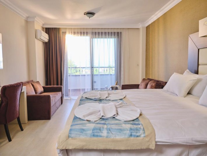 Alanya utazás Nox Inn Club