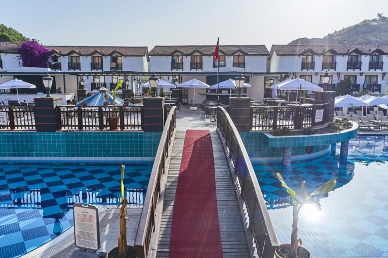 Alanya utazás Nox Inn Club