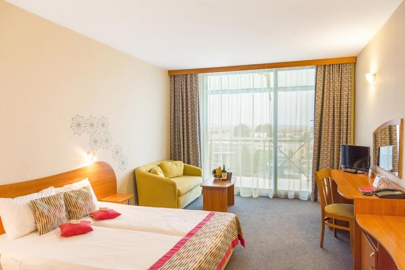 Napospart utazás Mpm Kalina Garden