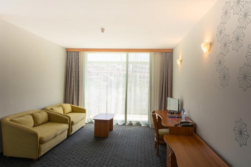 Napospart utazás Mpm Kalina Garden