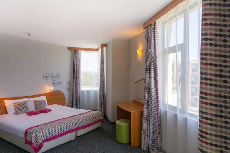 Napospart utazás Mpm Kalina Garden