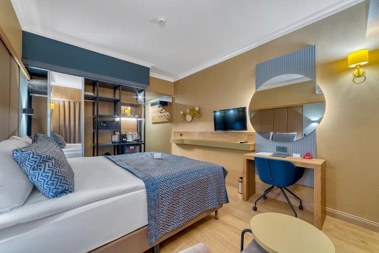 Alanya utazás Numa Port Hotel