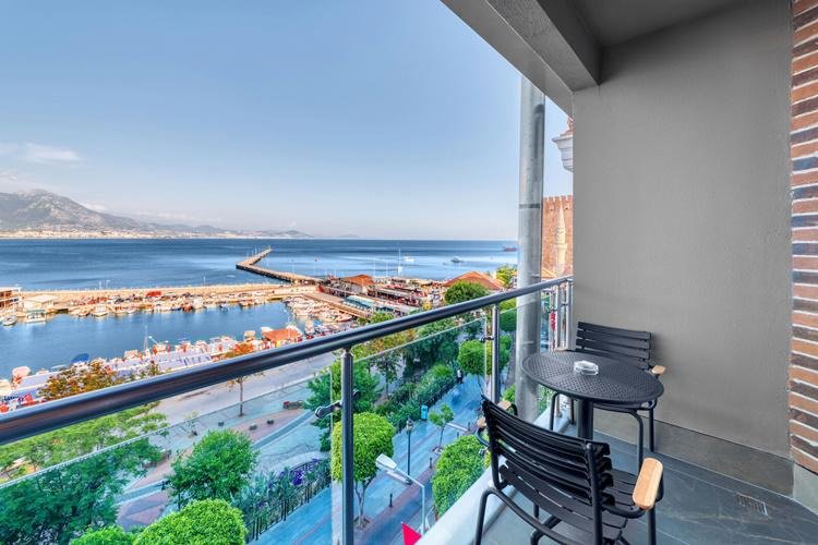 Alanya utazás Numa Port Hotel