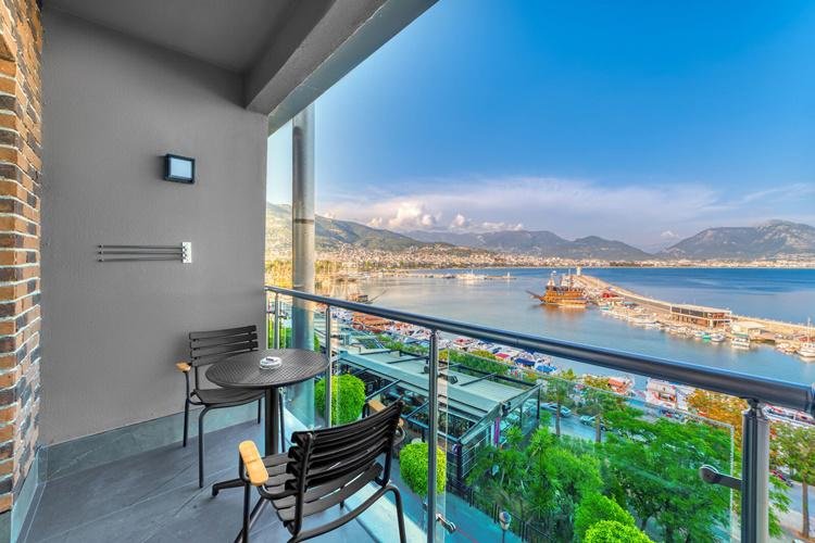 Alanya utazás Numa Port Hotel