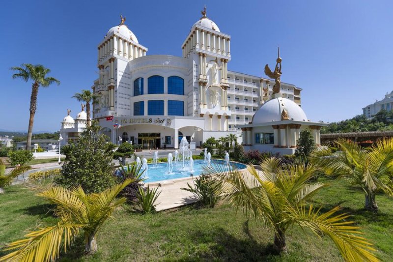 Alanya utazás Öz Hotels Sui Resort Hotel