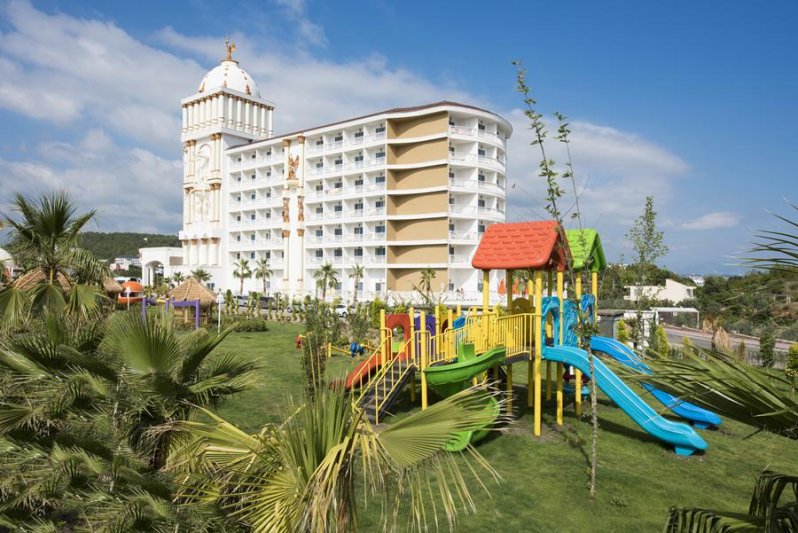 Alanya utazás Öz Hotels Sui Resort Hotel