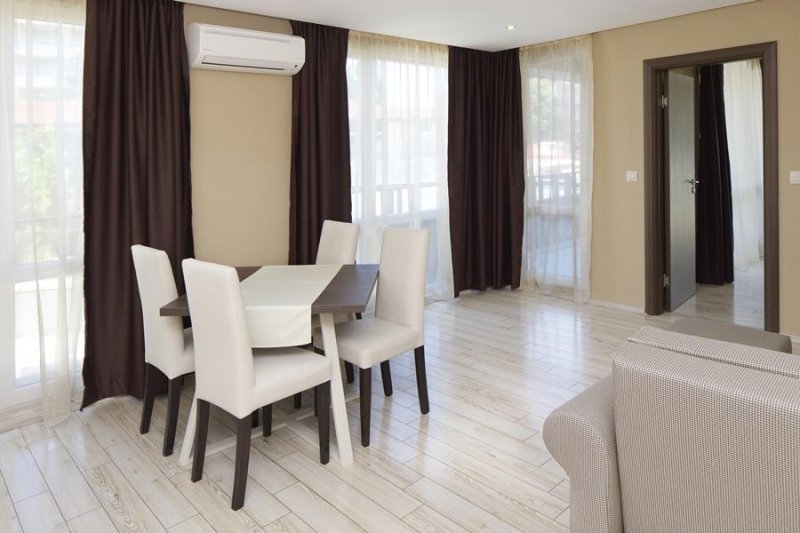 Neszebar utazás Paradiso Aparthotel