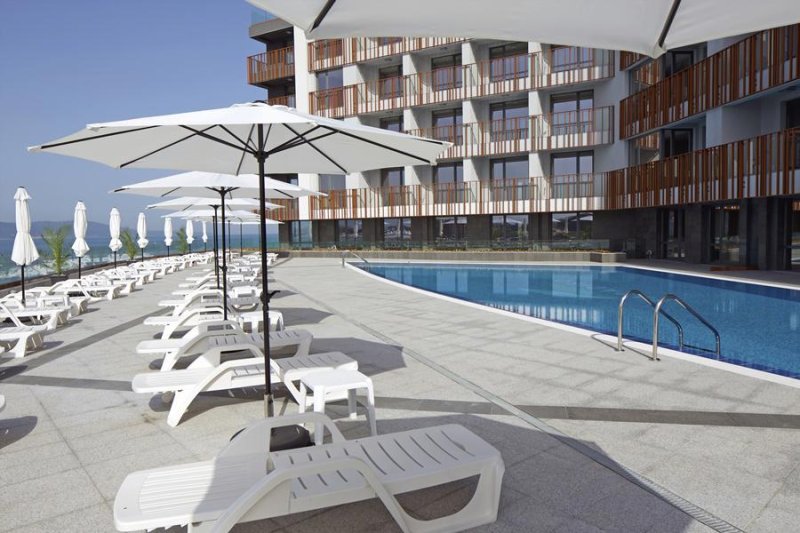 Neszebar utazás Paradiso Aparthotel