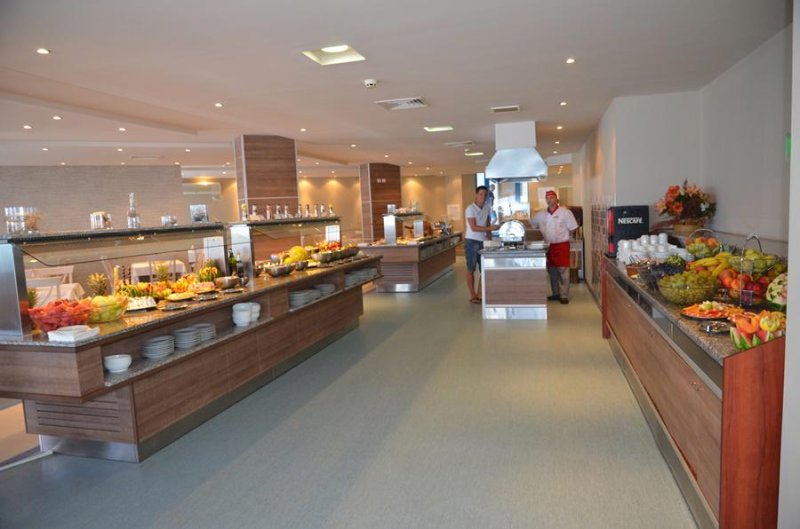 Szveti Vlasz utazás Primasol Sineva Beach