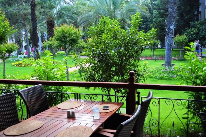 Kemer utazás Queens Park Göynük