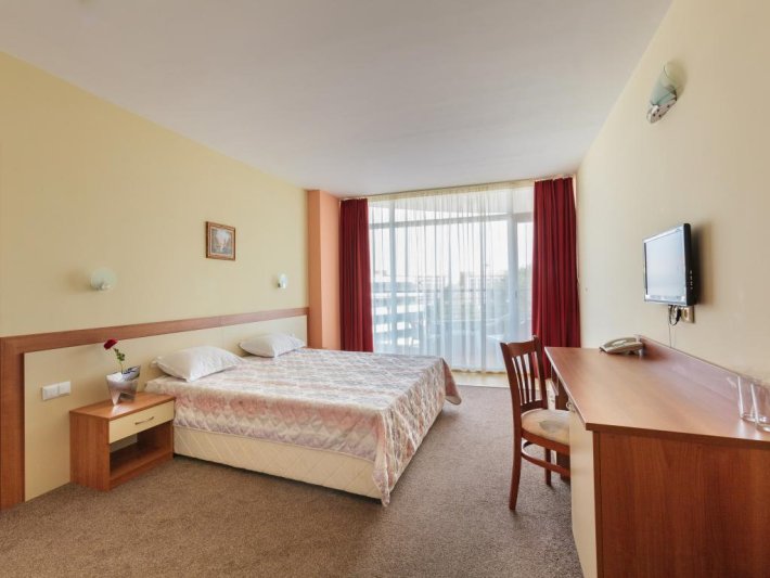 Napospart utazás Riagor Hotel