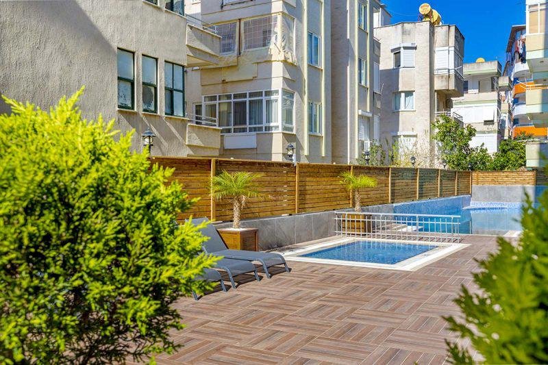 Alanya utazás Royalisa City Apart Hotel