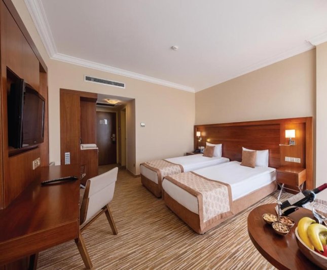 Észak-Ciprus utazás Salamis Bay Conti Resort Hotel & Casino