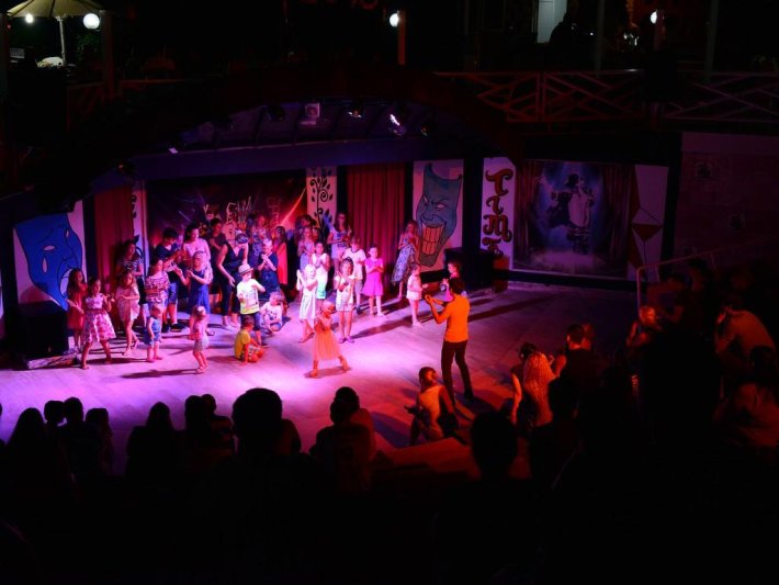 Side utazás Corolla Hotel