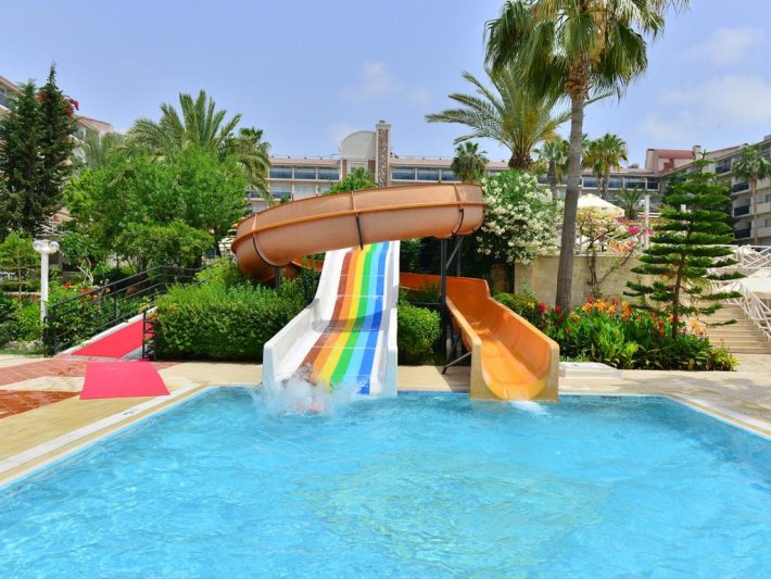 Side utazás Corolla Hotel