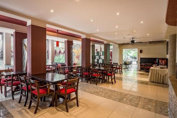 Napospart utazás Slavyanski Hotel